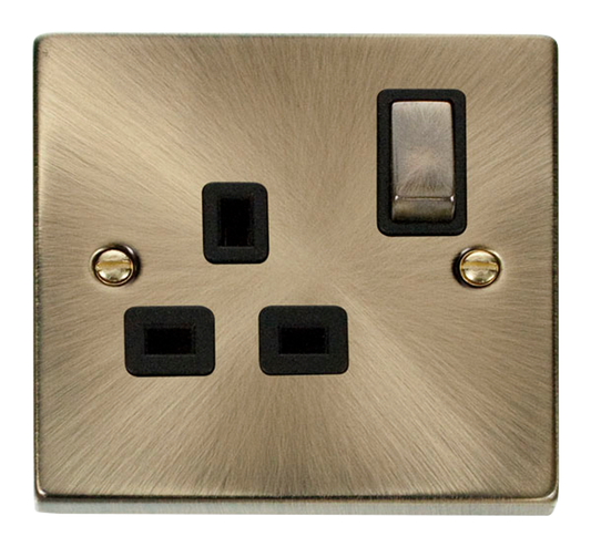 Click Deco Antique Brass 1G 13A Single Switched Socket Black Insert