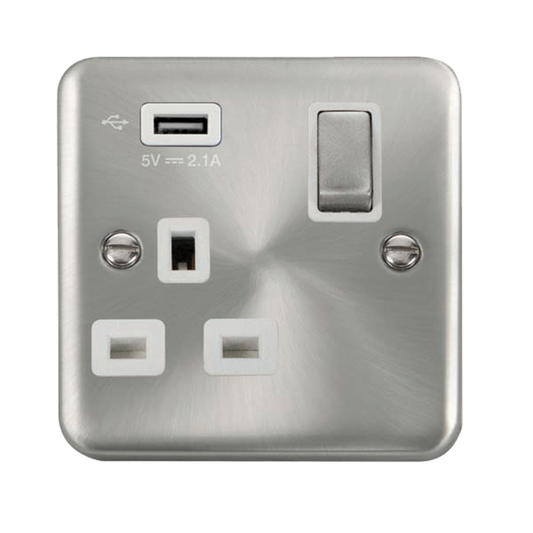 Click Deco Plus Satin Chrome 1G 13A Single Switched Socket c/w 1 x USB Outlet White Insert