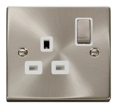 Click Deco Satin Chrome 1G 13A Single Switched Socket White Insert
